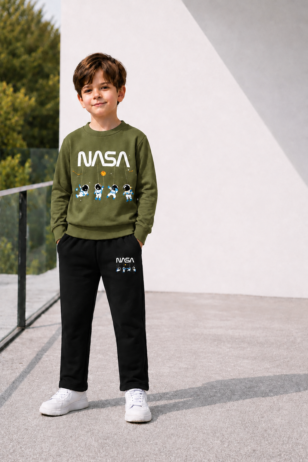 Kids NASA Winter Tracksuit 2 Piece Set – Printed Sweatshirt & Jogger Pants | Warm Casual Outfit for Boys | Stylish Space Design